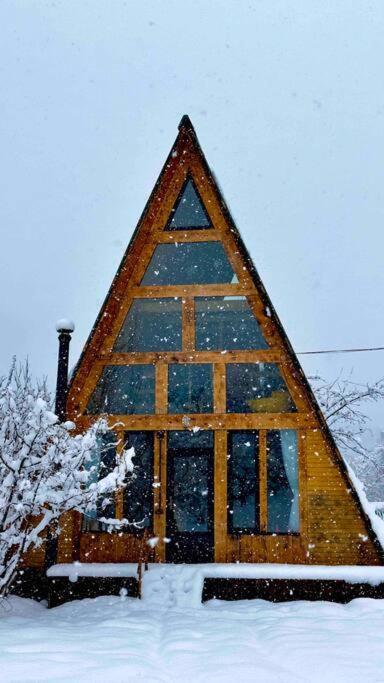 A-Frame 梅斯蒂亚 外观 照片