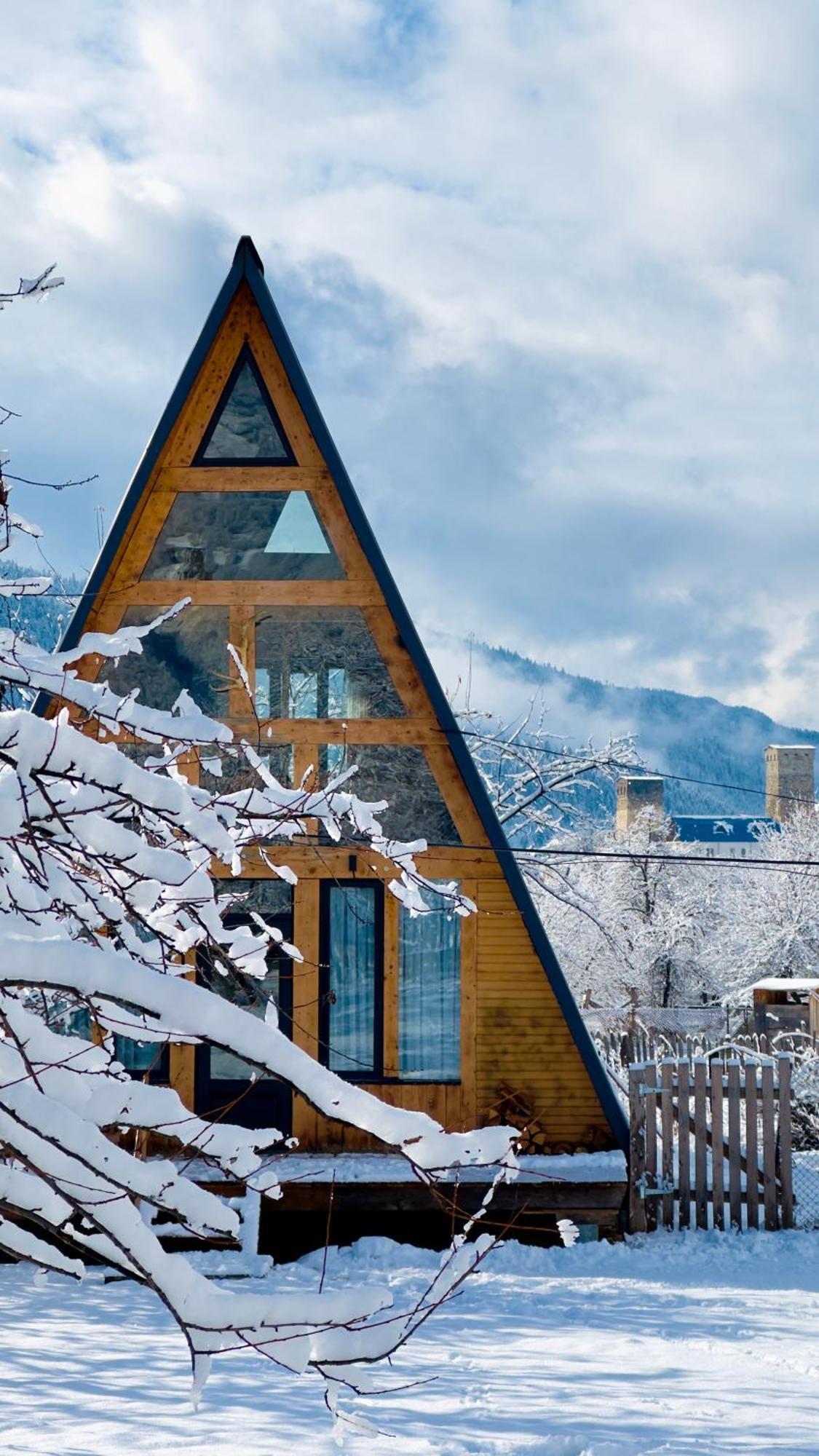 A-Frame 梅斯蒂亚 外观 照片