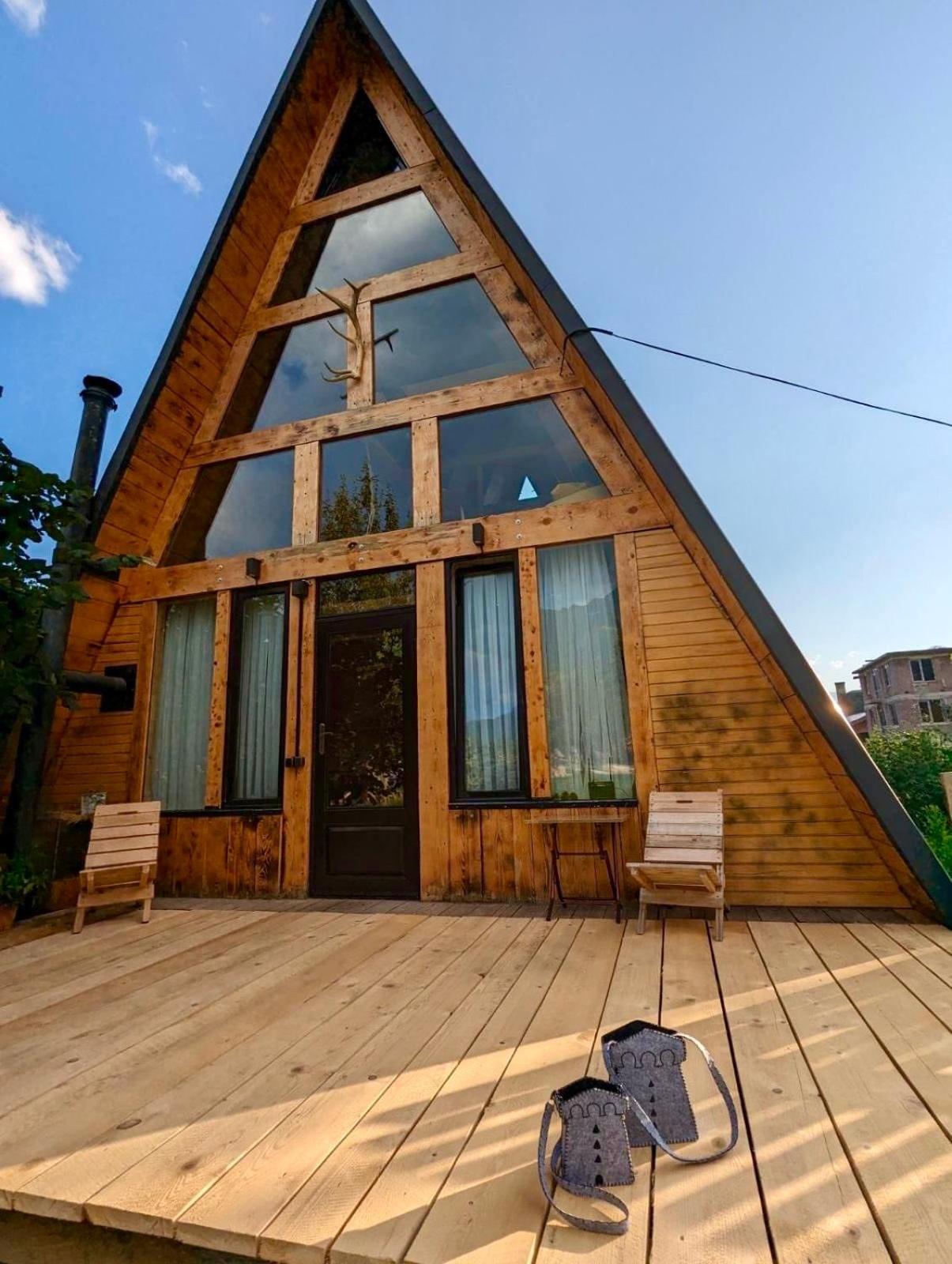 A-Frame 梅斯蒂亚 外观 照片
